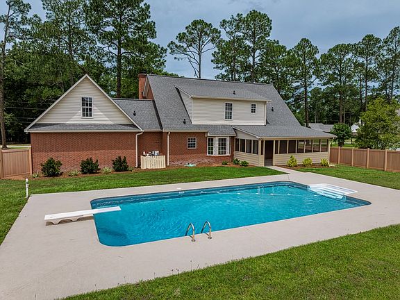 4th image of 6001 Eastlake Dr