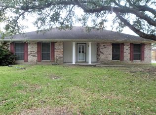 303 Jacobs St, Berwick, LA 70342