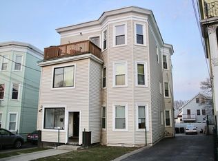 28 Arlington Ave, Revere, MA 02151