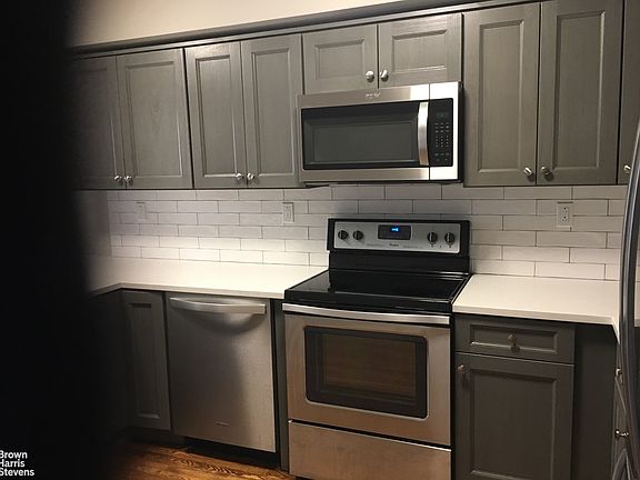 3rd image of 3596 Greystone Ave #A