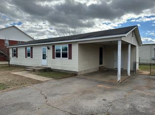 107 W Washington Dr, Muscle Shoals, AL 35661