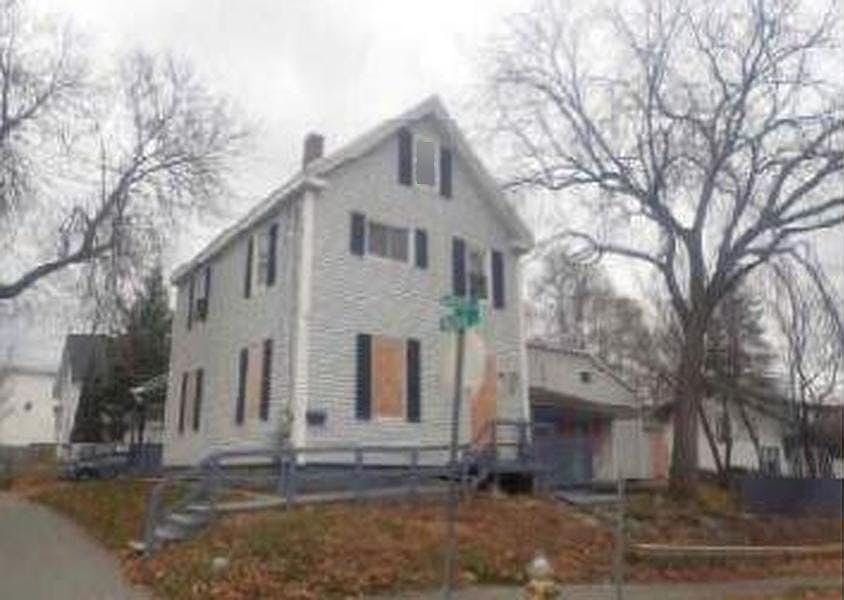 1st image of 194 Warren St
