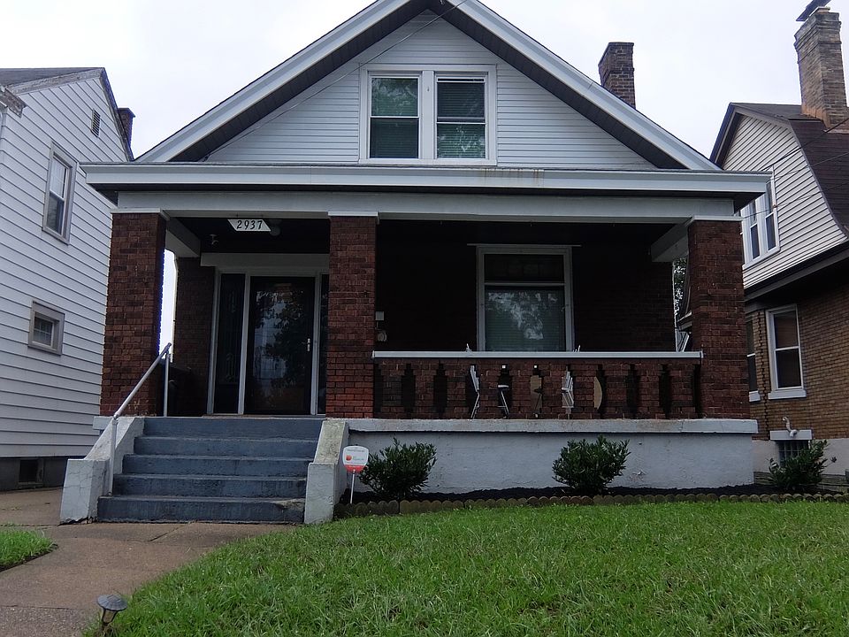 1st image of 2937 Robertson Ave
