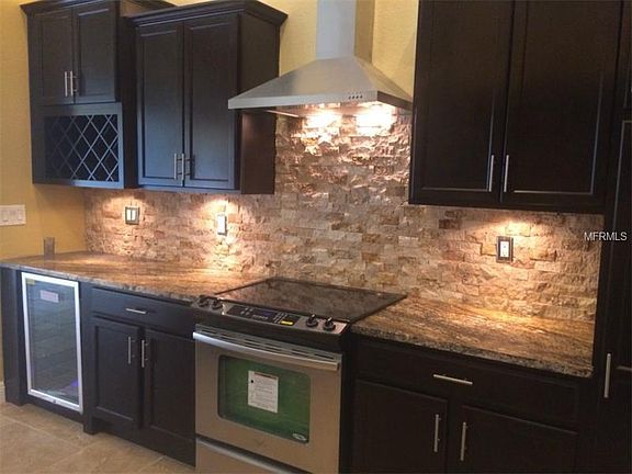 2nd image of 1609 Regal Cove Ct