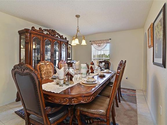 5th image of 1702 Pilchard Dr