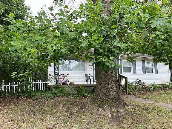 3rd image of 2406 Norfolk St