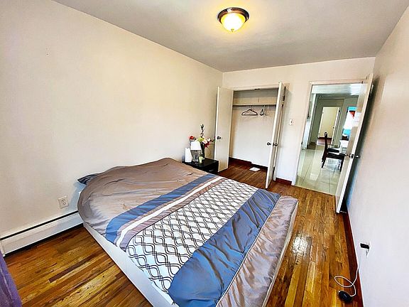 2nd image of 2330 E 13th St #2