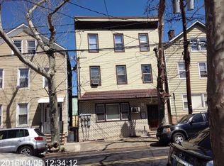395 Lafayette St, Newark, NJ 07105