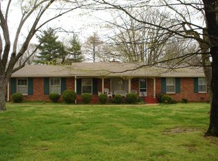 195 Clearview Cir, Hendersonville, TN 37075
