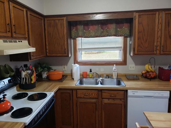 1126-1128 Sausalito Dr