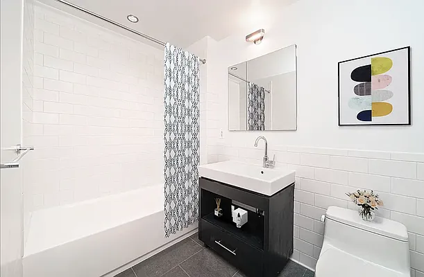 Rented by Platinum Properties | media 7