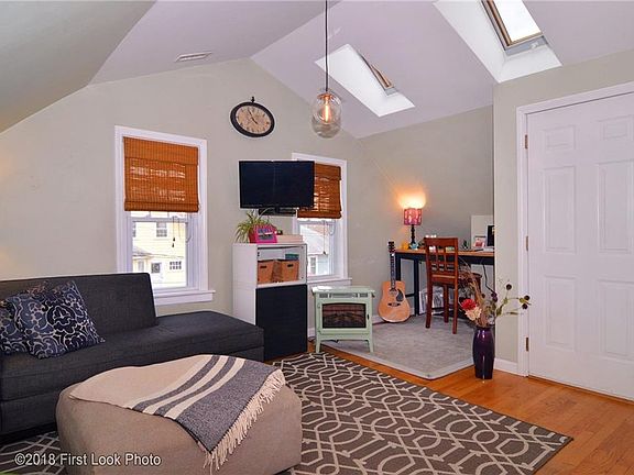 2nd image of 170 4th St #3