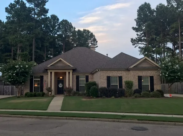 9442 Crescent Lodge Dr, Pike Road, AL 36064