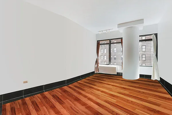 Sold by Level Group | media 3