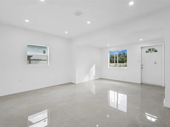 11406 NW 17th Ave, Miami, FL 33167