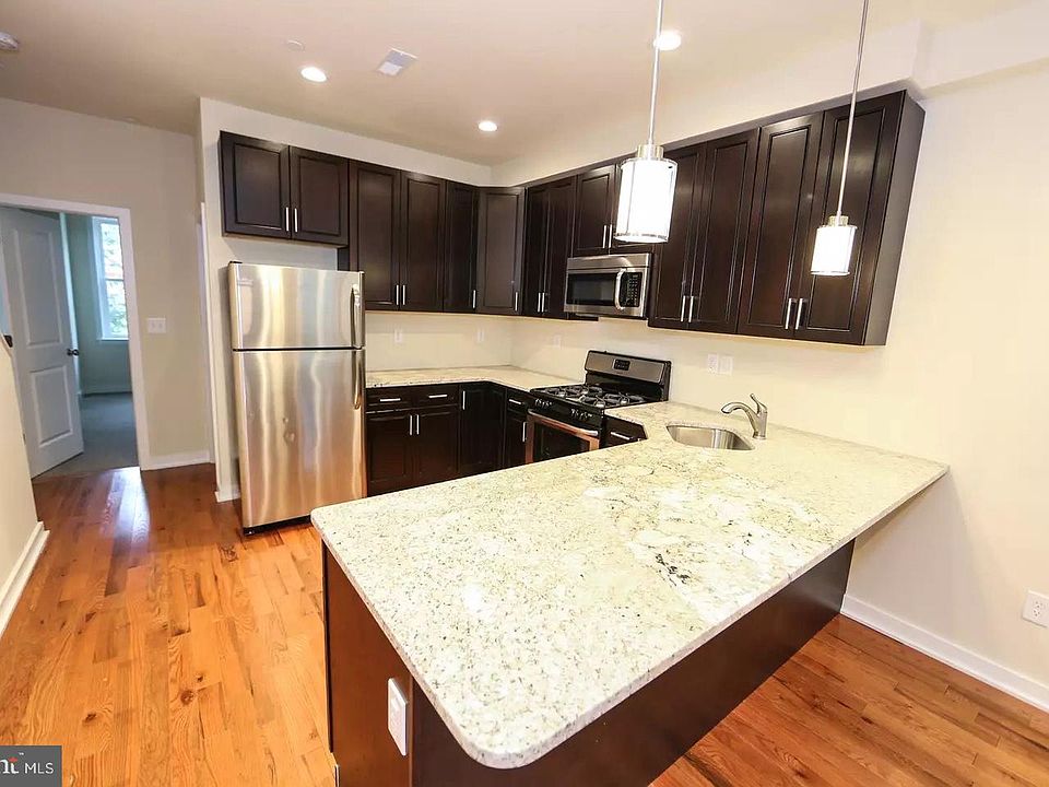 1st image of 1406 N Willington St #2