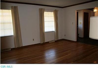 2nd image of 6063 Chinaberry Dr
