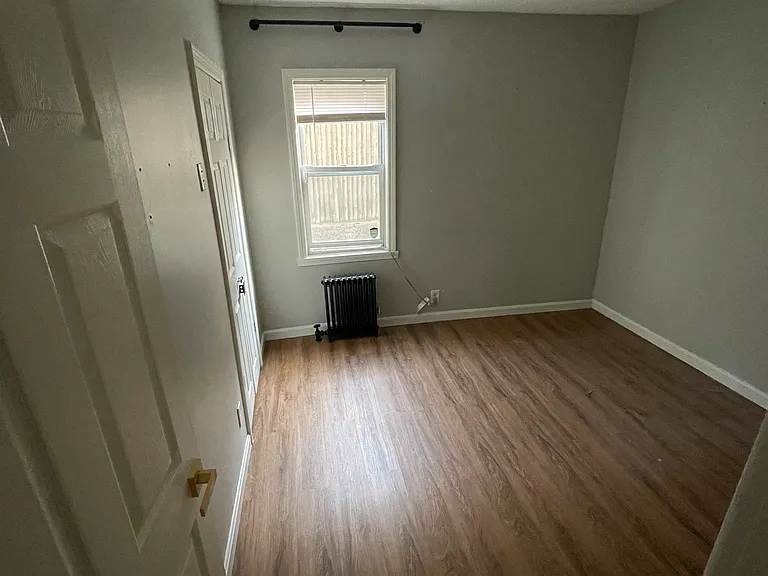 884 River Ave #1 — Photo 2