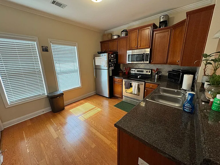 381 Whitehall Rd — Photo 6