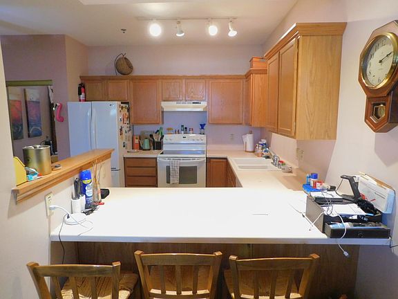 4th image of 180 W Oak Leaf Dr Unit 7