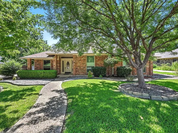 1605 James Good Ln, Garland, TX 75043