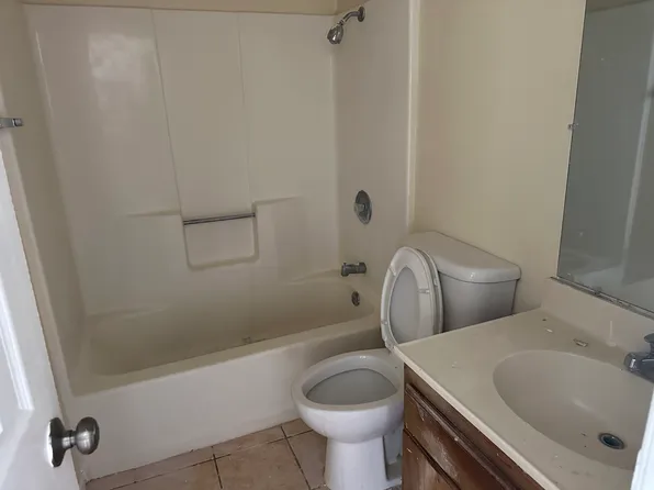 1040 May Ln, Barstow, CA 92311