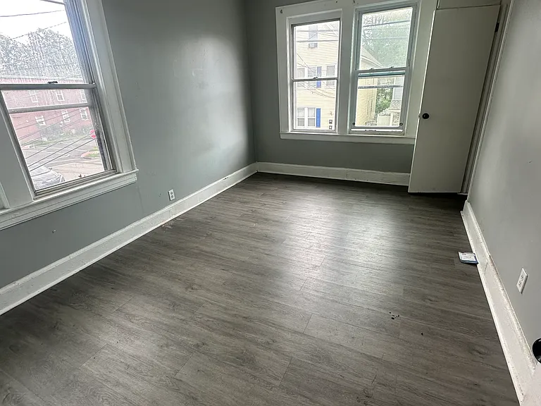 1035 Morris St #2F — Photo 11