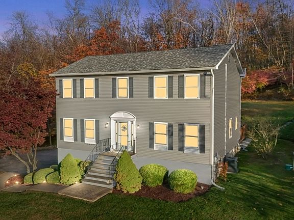 2nd image of 55 Woodland Rd