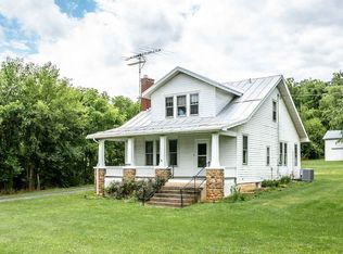 3949 Ridge Rd, Quicksburg, VA 22847