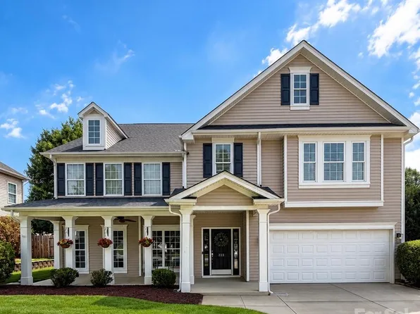 223 Pleasant Grove Ln, Mooresville, NC 28115