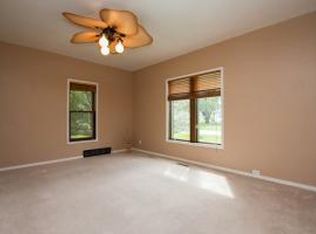 713 6th St, Colo, IA 50056