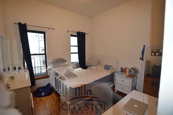 Rented by City Stop Realty | media 7