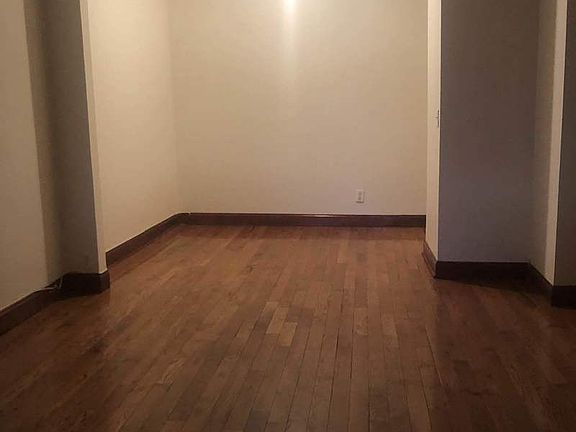 4th image of 1117 Rogers Ave #3