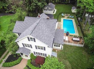 15 Sunnyside Rd, Scotia, NY 12302