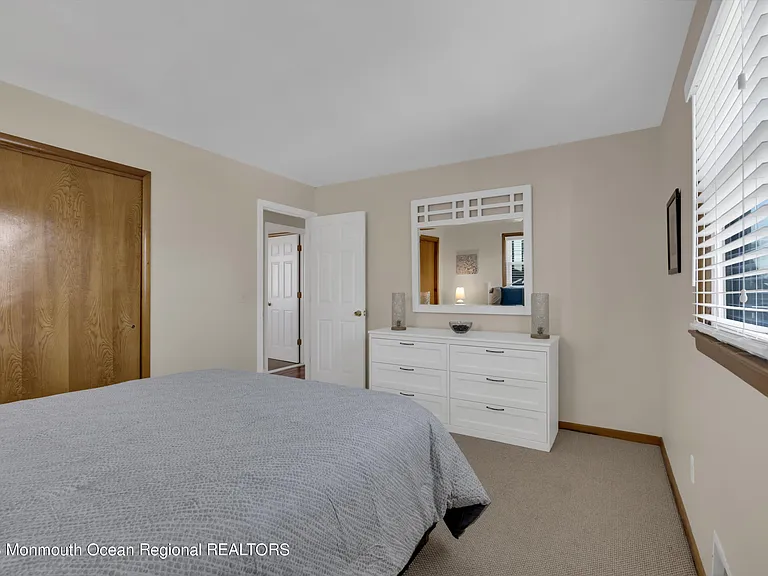 415 15th Ave — Photo 24