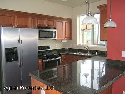 3rd image of 2329 Yakima Ct