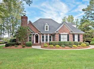17932 River Ford Dr, Davidson, NC 28036