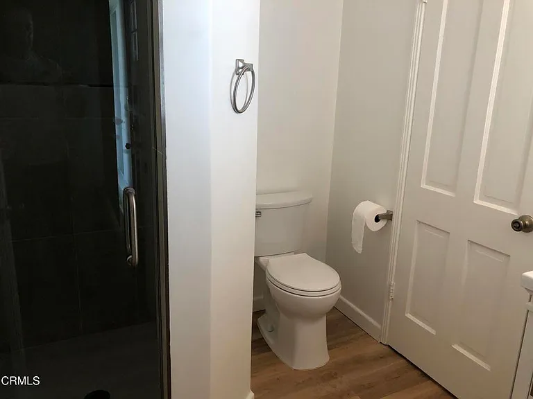 1447 Palm Dr — Photo 17