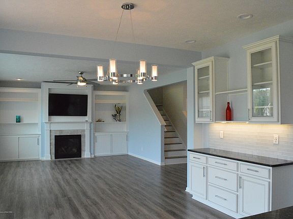 5th image of 11855 Claridge Dr