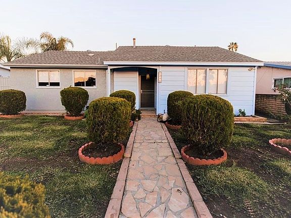 2nd image of 7906 Tujunga Ave