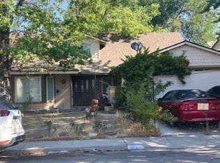 1055 Cambridge Way, Reno, NV 89511