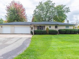 17590 22 Mile Rd, Macomb, MI 48044