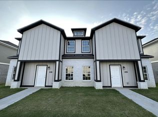 956 Amarillo Ave #1, Fayetteville, AR 72704