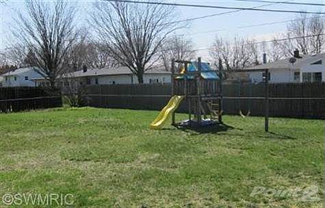 2nd image of 1844 El Dorado Dr