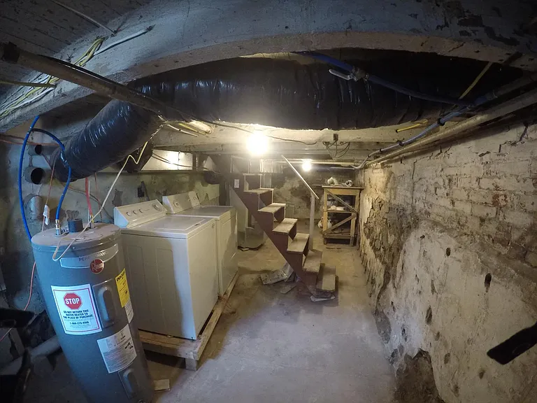 basement with full size washer and dryer