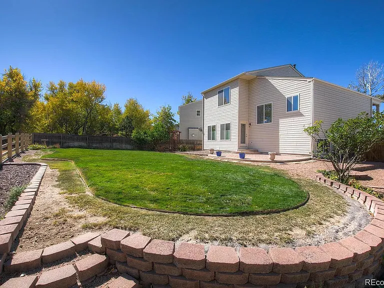 20828 Willowbend Ln — Photo 3