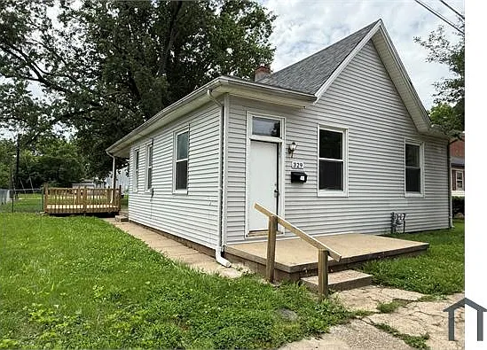 329 Taylor Ave — Photo 1