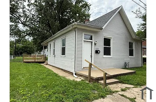 329 Taylor Ave Photo 1
