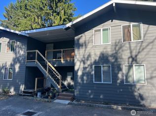 10443 17th Ave SW, Seattle, WA 98146