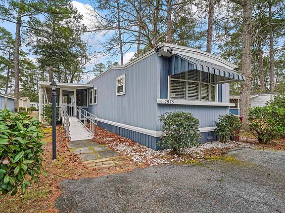 3rd image of 2975 Montgomery Trail